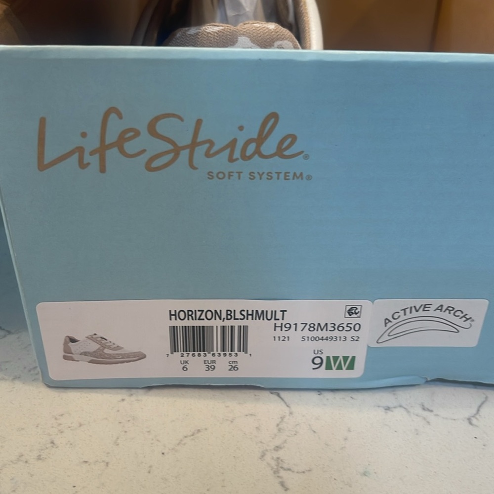 Life Stride Women's Cream and Tan Patterned Sneakers - Picture 3 of 3